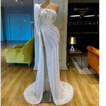 Sparkle Prom Dresses Uma linha de Um ombro-Mangas compridas Lantejoulas Fenda Dubai árabe Longo Vestido de Baile Vestido de Noite Robe De Sarau