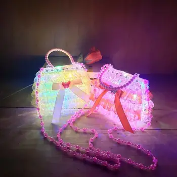 2023 Frete Grátis Itens LED Piscando Sacos de Luz Brilhante Bolsas Presente Princesa Presente de Natal Brinquedos de Casa de Boneca Acessórios